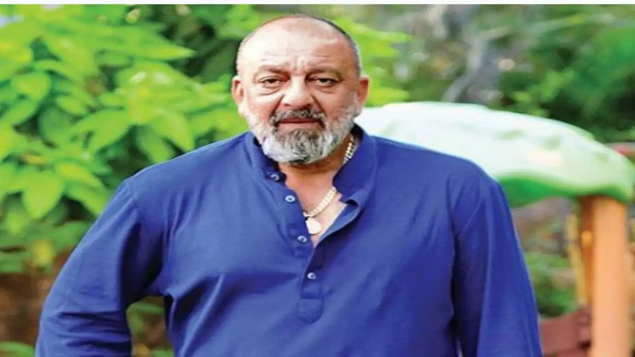 तुरुंगातही शाही घराण्याच्या लेकीने नाही सोडली संजूबाबाची साथ, तुरुंगात रंगली 'लव्हस्टोरी' तुरुंगातही शाही घराण्याच्या लेकीने नाही सोडली संजूबाबाची साथ, तुरुंगात रंगली 'लव्हस्टोरी'