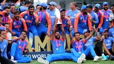 T20 World Cup 2024 : 17 वर्षापूर्वीच्या इतिहासाची पुनरावृत्ती होणार? मुंबईच्या रस्त्यावर पुन्हा तोच नजारा; टीम इंडिया ओपन बसमधून...