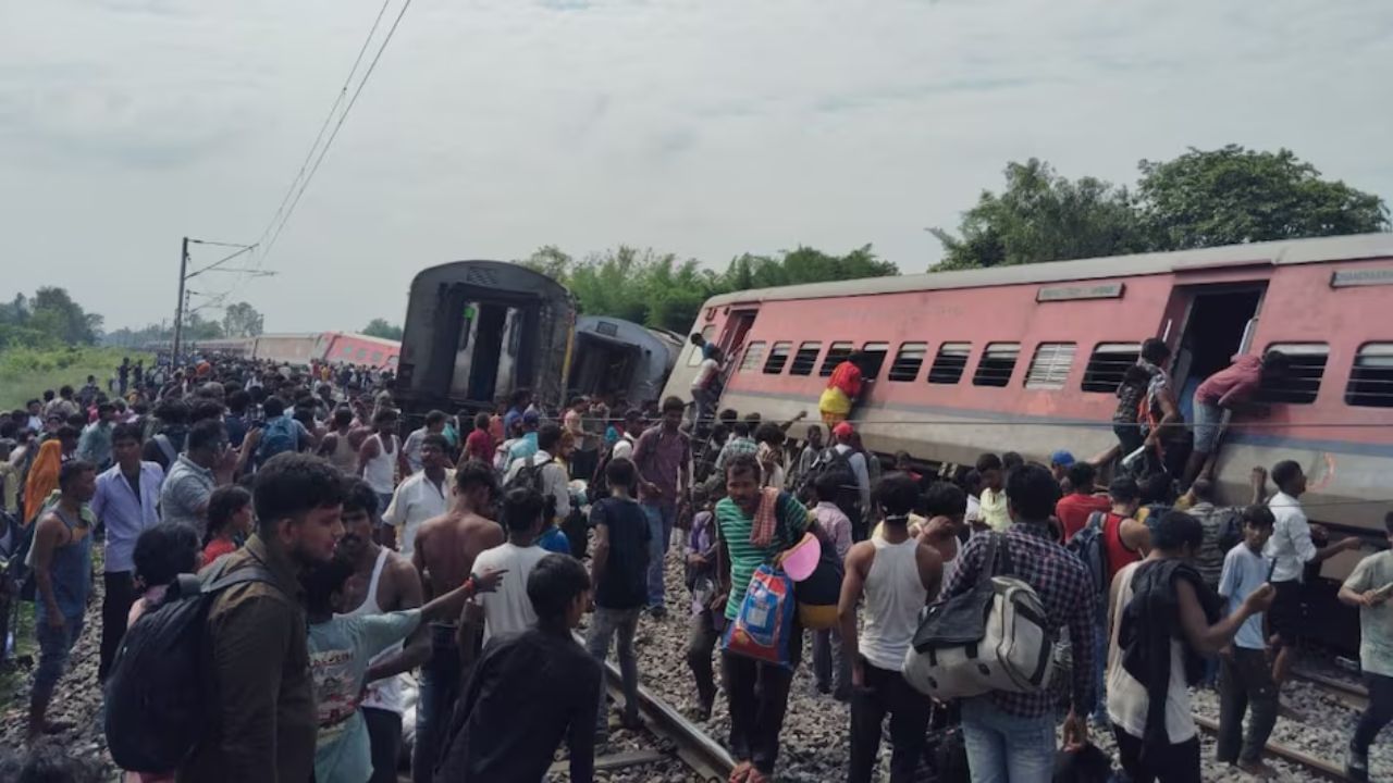 Gonda Train Accident: गोंडा रेल्वे अपघातात 'कवच' प्रणाली का काम करु शकली नाही? काय आहे अपघात रोखणारी ही प्रणाली