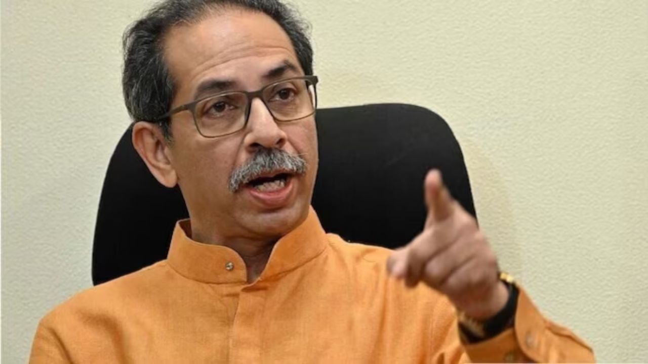 Uddhav Thackeray : अदानींच नाव घेत धारावीच्या TDR वरुन उद्धव ठाकरे यांचे सरकारवर मोठे आरोप