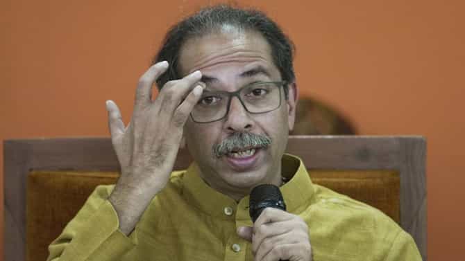 उद्धव ठाकरेंनी साडी नेसली, बुरखा घातला…, भाजपच्या बड्या नेत्याचा हल्लाबोल