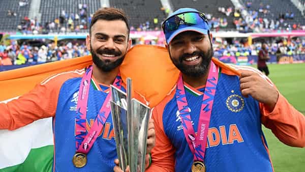 दोघेही निवृत्तीचा निर्णय मागे घेतील असं काही वाटत नाही. पण आता एका अशा खेळाडूने आपला निवृत्तीचा मागे घेतलाय. ज्याच्या संघात असल्याने टीमची ताकद दुप्पट होते.