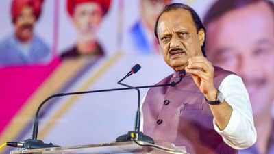 झालं गेलं गंगेला मिळालं; नरेंद्र मोदींच्या भटकती आत्मा विधानावर अजित पवारांचं भाष्य