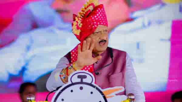 ‘लाडकी बहीण’ नेमकी कोणाची? योजनेच्या श्रेयवादावर अजित पवार पहिल्यांदाच स्पष्ट बोलले, म्हणाले…