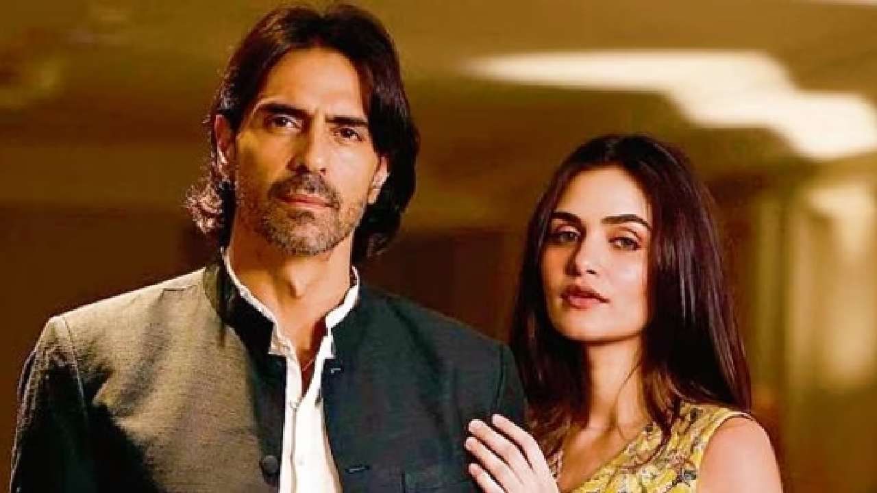हे एक प्रकारचं व्यसनच...; नात्यातील फसवणूक अन् सेक्सबद्दल स्पष्टच बोलला अर्जुन रामपाल हे एक प्रकारचं व्यसनच...; नात्यातील फसवणूक अन् सेक्सबद्दल स्पष्टच बोलला अर्जुन रामपाल