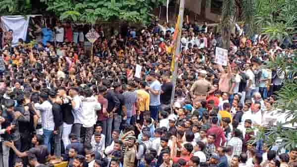 इंटरनेट पूर्णपणे बंद... कालच्या आंदोलनानंतर आज बदलापूरमधील स्थिती काय?