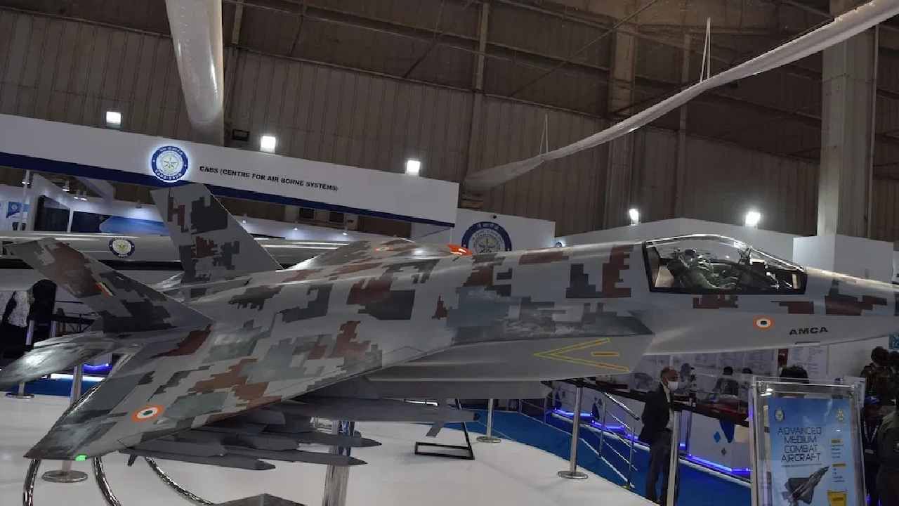 5th Generation Fighter Jet : भारतात सुरु झालाय स्वदेशी फायटर जेटचा प्रोग्रॅम, हे विमान इतकं घातक असेल की... 5th Generation Fighter Jet : भारतात सुरु झालाय स्वदेशी फायटर जेटचा प्रोग्रॅम, हे विमान इतकं घातक असेल की...