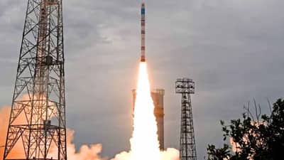 ISRO : जबरदस्त, इस्रोची कमाल, आता संकट येण्याआधीच कळणार