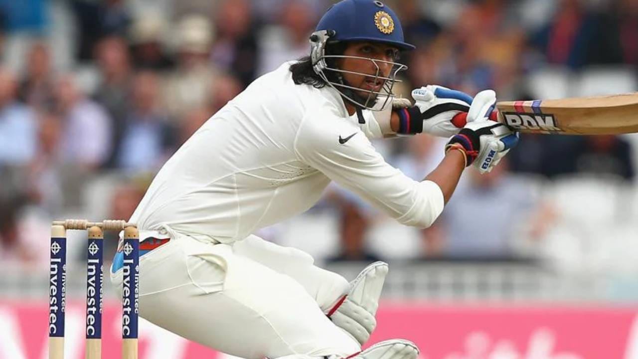 टीम इंडियाचा वेगवान गोलंदाज ईशांत शर्मा या यादीमध्ये तिसऱ्या क्रमांकावर आहे. ईशांतने 2007 साली पदार्पण केलं असून त्याने वनडे आणि टी-20 मध्ये एकही सिक्स मारलेला नाही. कसोटीमध्ये त्याच्या नावावर एका सिक्सची नोंद आहे.