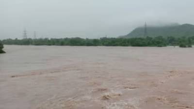 जळगावमधील चाळीसगाव तालुक्यातील डोंगरी नदीवरील बंधाऱ्यात 4 चिमुकल्यांचा मृत्यू