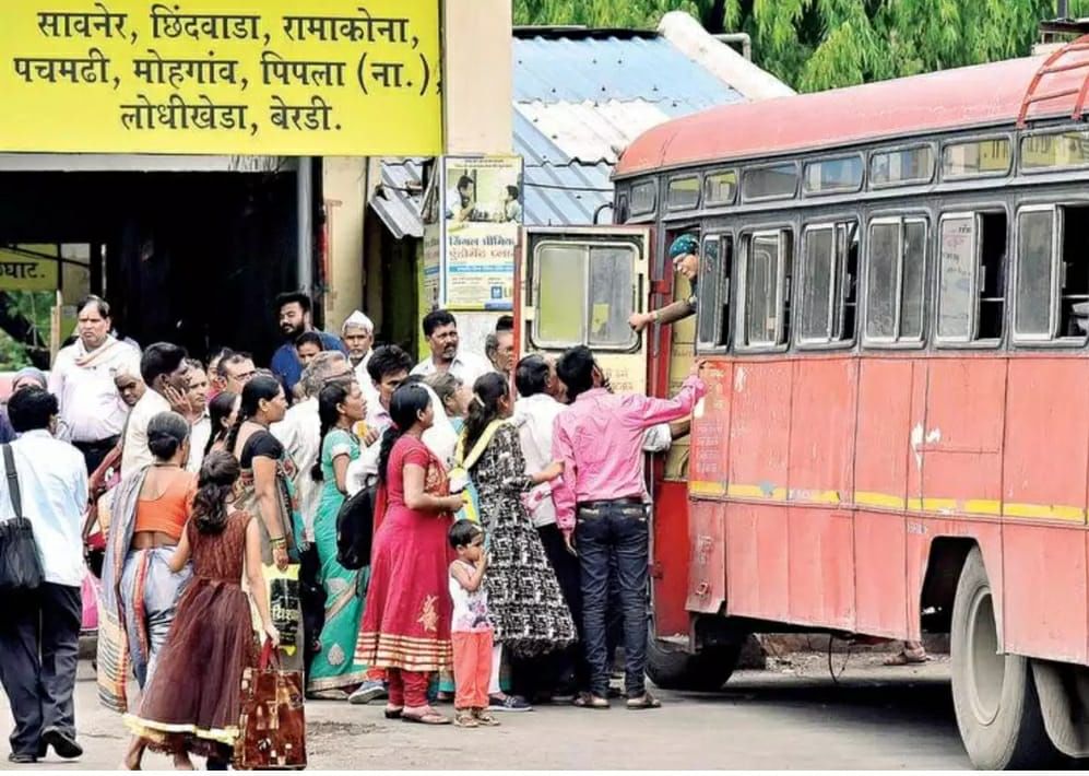 लाडक्या बहिणीसाठी एसटी प्रवाशांवर गदा, या आगारातील सर्व फेऱ्या रद्द