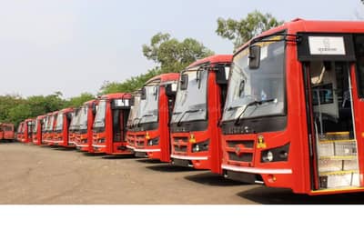 रक्षाबंधनाला एसटीला 121 कोटी रुपयांची ओवाळणी, यंदाचा आर्थिक वर्षातला उत्पन्नाचा रेकॉर्ड तोडला