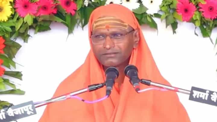 रामगिरी महाराजांची सुरक्षा तुटपुंजी, त्यांना झेड प्लस सुरक्षा द्या; कोणी केली मागणी? रामगिरी महाराजांची सुरक्षा तुटपुंजी, त्यांना झेड प्लस सुरक्षा द्या; कोणी केली मागणी?