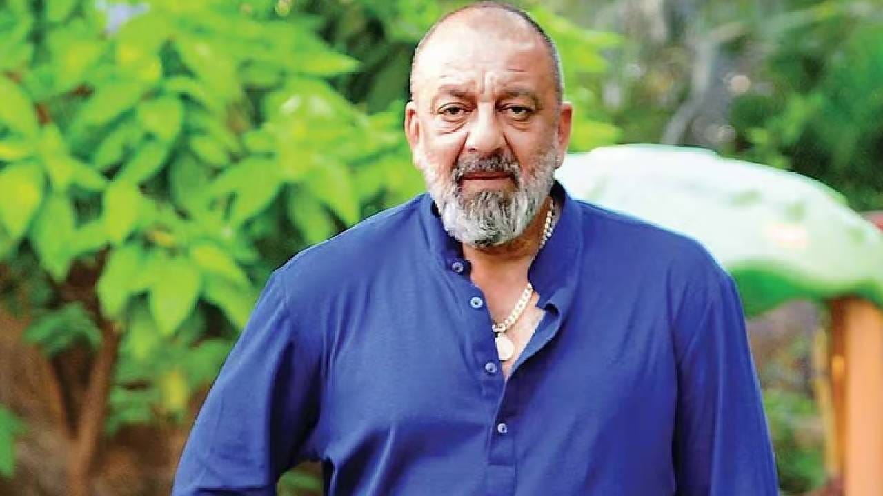 बॉलिवूड अभिनेता संजय दत्त हा कायमच चर्चेत असतो. संजय दत्त याच्या चित्रपटांपेक्षा अधिक त्याचे खासगी आयुष्य चर्चेत राहिले आहे. संजय सतत आताही व्हिसामुळे चर्चेत आहे.