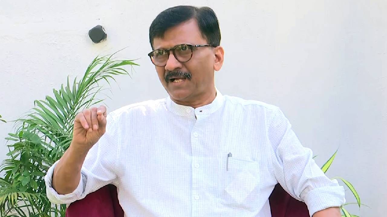 Sanjay Raut : मणिपूर पेटलय, मोदींनी युक्रेनला जाण्यापेक्षा मणिपूरला जावं - संजय राऊत