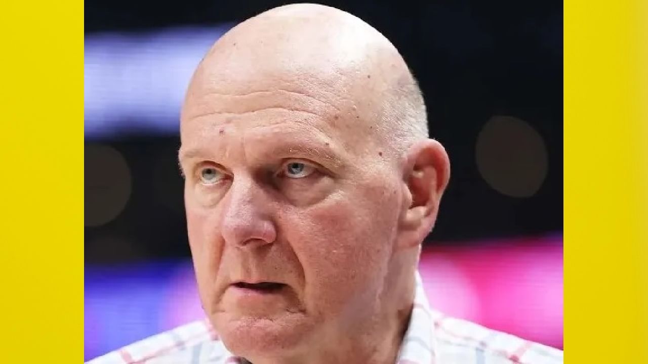 9.स्टीव्ह बाल्मर (Steve Ballmer)- स्टीव्ह बाल्मर हे साल 2000 ते 2014 दरम्यान मायक्रोसॉफ्टचे सीईओ होते.  हार्वर्ड युनिव्हर्सिटीत स्टीव्ह आणि बिल गेट्स एकत्र शिकत होते. mathematics and economics in 1977 मध्ये ते गणित आणि अर्थशास्रात पदवीधर झाले.ते हार्वर्ड क्रिमसन फुटबॉल टीमचे मॅनेजर होते. नंतर त्यांनी स्टॅनफोर्ड युनिव्हर्सिटी कंम्प्युटर सायन्समधून एमबीए डिग्रीसाठी प्रवेश घेतला परंतू 1980 मध्ये कॉलेज अर्धवट सोडले.  आणि बिल गेट्स यांच्या सोबत मायक्रोसॉफ्ट कंपनीत रुजू झाले. 