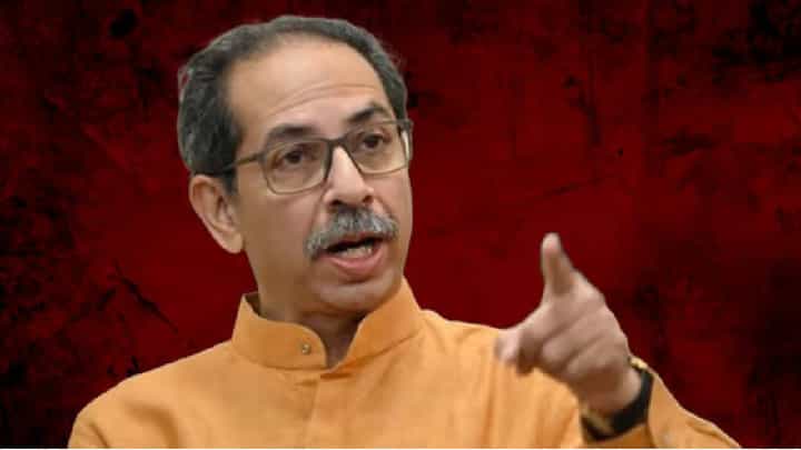 'मविआ'त मुख्यमंत्रीपदाचा चेहरा कोण? उद्धव ठाकरे जाहीर मेळाव्यात म्हणतात ... 'मविआ'त मुख्यमंत्रीपदाचा चेहरा कोण? उद्धव ठाकरे जाहीर मेळाव्यात म्हणतात ...