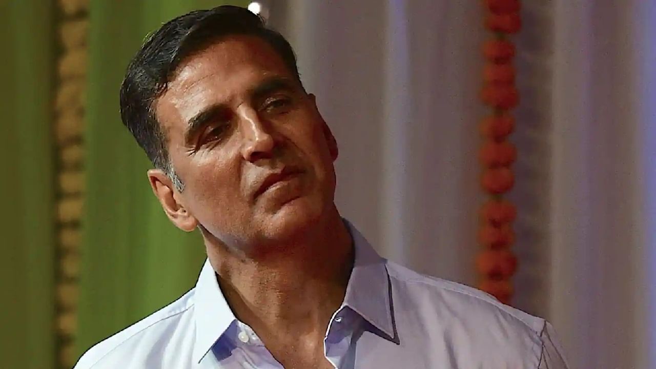 अक्षय कुमारला घालावे लागायचे सॅनिटरी पॅड, कारण... अक्षय कुमारला घालावे लागायचे सॅनिटरी पॅड, कारण...