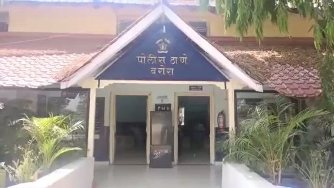 गुरुंनीच केला घात! शिक्षकांनी विद्यार्थिनीला वाढदिवसाला घरी बोलावलं अन्…., चंद्रपुरात तणाव, उद्या बंदची हाक गुरुंनीच केला घात! शिक्षकांनी विद्यार्थिनीला वाढदिवसाला घरी बोलावलं अन्…., चंद्रपुरात तणाव, उद्या बंदची हाक