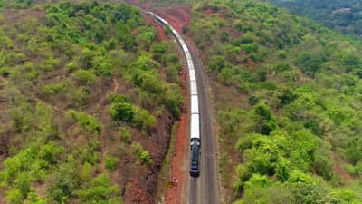 गणेशोत्सवात कोकणात जाणाऱ्या चाकरमान्यांसाठी गुडन्यूज, मध्य रेल्वे सोडणार 20 गणपती स्पेशल गाड्या, या तारखेपासून बुकींग सुरु