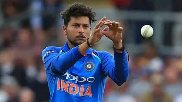 भारत आणि श्रीलंका यांच्यात 2 ऑगस्टला पहिला वनडे सामना खेळवला जाणार आहे. या सामन्यात कुलदीप यादवची प्लेइंग इलेव्हनमध्ये वर्णी लागणार हे जवळपास निश्चित आहे. कारण श्रीलंकेतील खेळपट्टी फिरकीपटूंना मदत करणारी आहे.