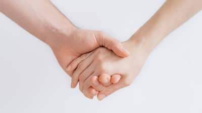 जावयाचा सासूवरच जीव जडला.. लग्नही केलं पण आता...