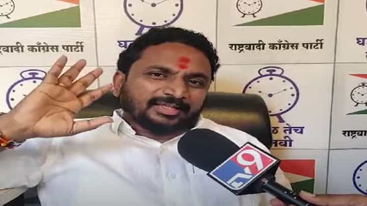 मनसे नेता योगेश चिले यांच्या 'त्या' आरोपांवर मिटकरींचा पलटवार; म्हणाले, खंडणीबहाद्दर, टुकार... मनसे नेता योगेश चिले यांच्या 'त्या' आरोपांवर मिटकरींचा पलटवार; म्हणाले, खंडणीबहाद्दर, टुकार...