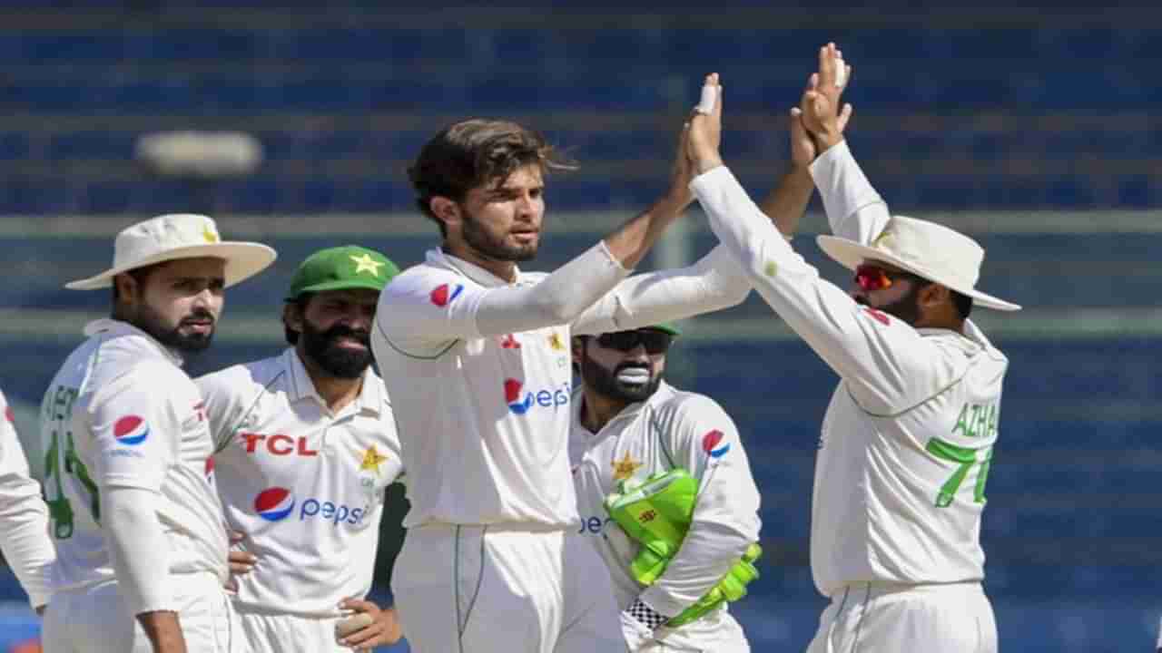 PAK vs BAN 1 st Test: पहिल्या कसोटीसाठी पाकिस्तानची प्लेइंग ईलेव्हन जाहीर, कुणाला संधी?