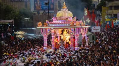 पुण्यातील गणेश विसर्जन मिरवणूक लवकर संपणार... दगडूशेठ मंडळाचा मोठा निर्णय