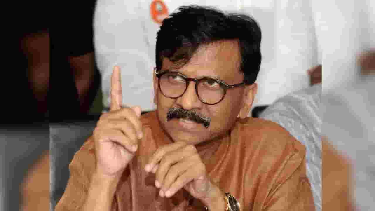 बदलापूर अत्याचार प्रकरणावरून राऊतांचा पुन्हा सरकारवर हल्लाबोल, 'त्यांना एकनाथ शिंदेंचे संरक्षण अन्...'