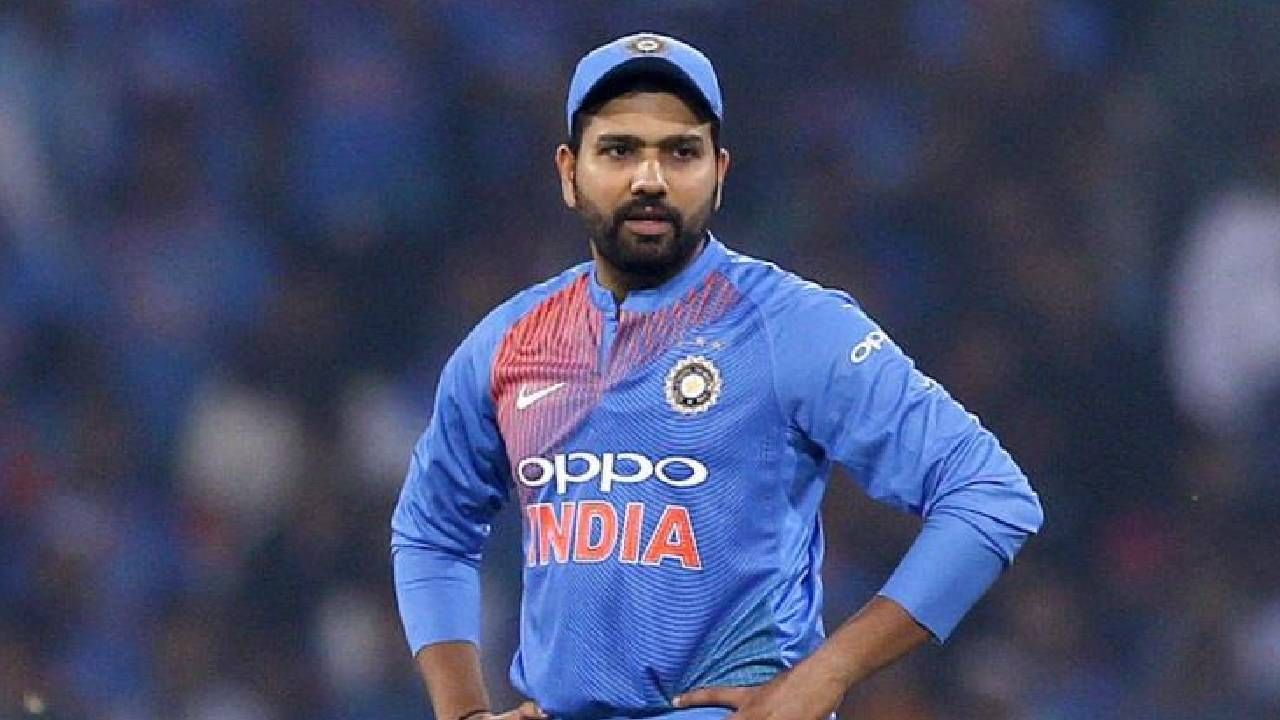 Team India : रोहित शर्मा कॅप्टन झाल्यावर 'या' खेळाडूचा टीममधून पत्ता कट, शिखरनंतर कधीही घेऊ शकतो निवृत्ती! Team India : रोहित शर्मा कॅप्टन झाल्यावर 'या' खेळाडूचा टीममधून पत्ता कट, शिखरनंतर कधीही घेऊ शकतो निवृत्ती!