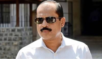 ‘एवढ्या वर्षांनी वाझेला कशी आठवण आली, त्याचा बोलवाता धनी…,’ राऊत यांचा धक्कादायक आरोप