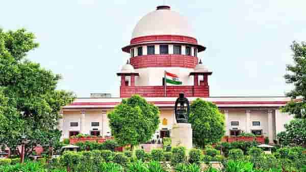 लाडकी बहिण योजनेसाठी पैसे आहेत आणि मोबदला देण्यासाठी..., सर्वोच्च न्यायालयाचा राज्य सरकारला सवाल