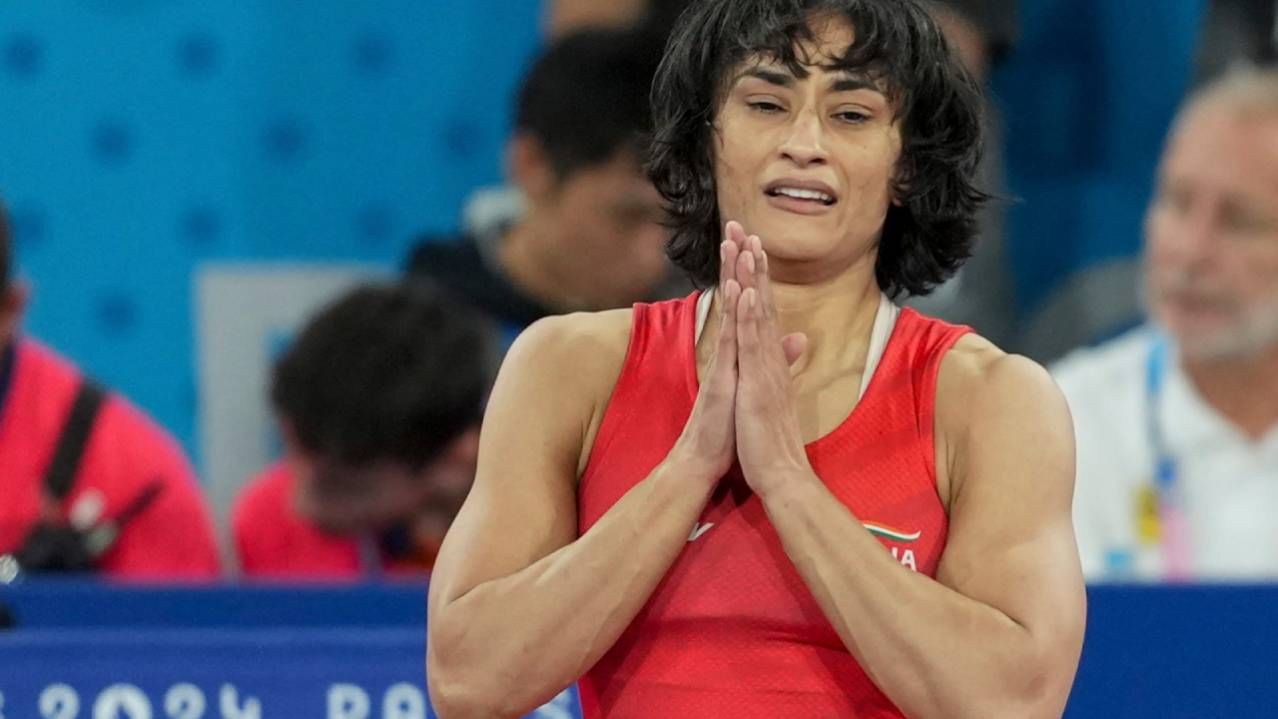 Vinesh Phogat Photo कुठून येतं एवढं बळ? विनेश फोगाटच्या ताकदी मागचं