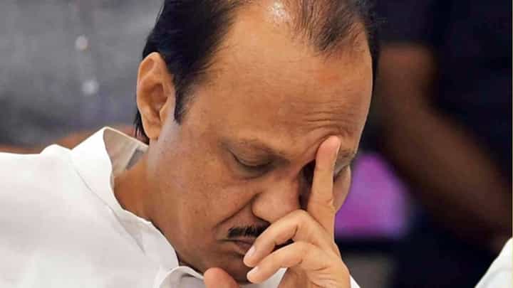 'माय इल्लू पिल्लू त्याच्या पोटी...', दादांच्या आमदाराचं महिलांसंदर्भात वादग्रस्त वक्तव्य, बघा काय म्हणाले? 'माय इल्लू पिल्लू त्याच्या पोटी...', दादांच्या आमदाराचं महिलांसंदर्भात वादग्रस्त वक्तव्य, बघा काय म्हणाले?
