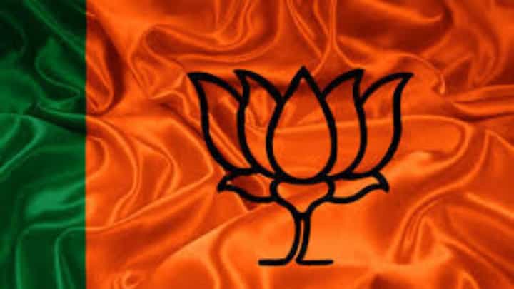 हरियाणात भाजप सर्वात मोठा पक्ष, बहुमतानं सत्ता स्थापन करणार? काय सांगतो राज्याचा कल? हरियाणात भाजप सर्वात मोठा पक्ष, बहुमतानं सत्ता स्थापन करणार? काय सांगतो राज्याचा कल?