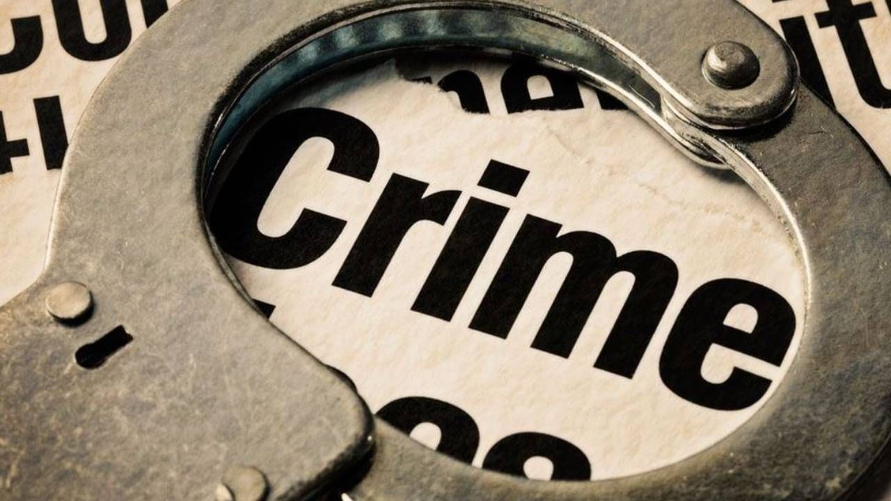 Pune Crime: पुणे हादरले, मध्यरात्री दरवाजा वाजवला, दार उघडताच केली हत्या, मग...