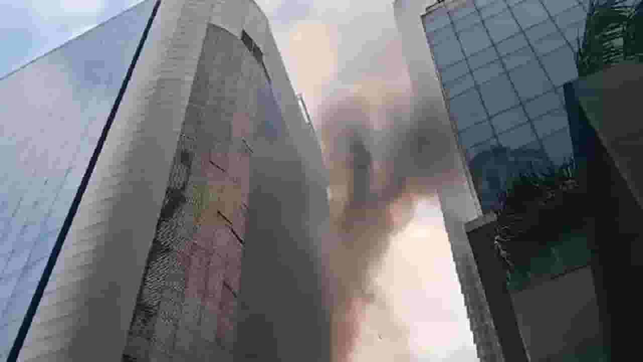 कमला मिल परिसरातील टाईम्स टॉवरमध्ये अग्नितांडव, घटनास्थळावरुन tv9 मराठीचा आढावा, बघा सध्यस्थिती कमला मिल परिसरातील टाईम्स टॉवरमध्ये अग्नितांडव, घटनास्थळावरुन tv9 मराठीचा आढावा, बघा सध्यस्थिती