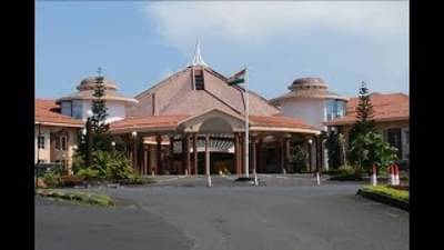 आणखी एक कॅश फॉर जॉब घोटाला?, त्या मॅडम कोण?; विरोधकांनी घेरलं