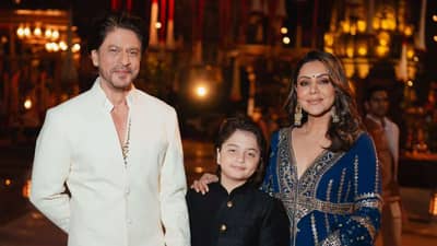 शाहरुखच्या मन्नत बंगल्यात गणपती बाप्पाचं आगमन; पोस्ट केला खास फोटो