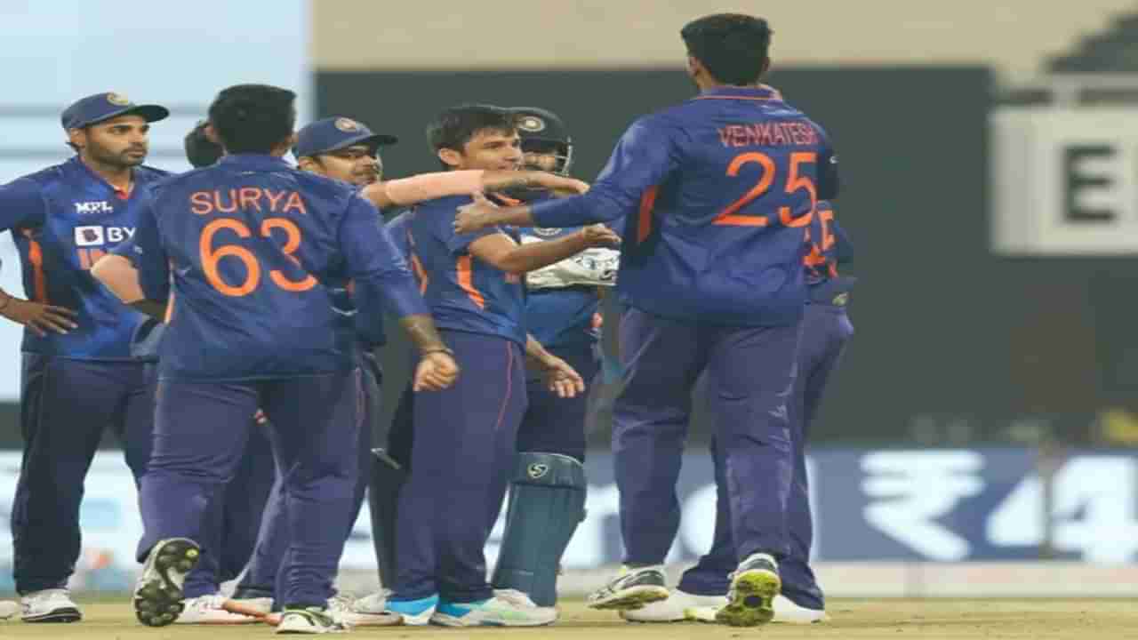 IND vs BAN T20I: टी 20I मालिकेसाठी टीम इंडियात फेरबदलाची शक्यता, कुणाला मिळणार संधी?