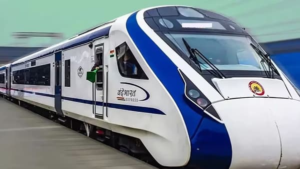 वंदे भारत एक्स्प्रेसवर दगडफेक, अटक केल्यानंतर दिले असे कारण...ATS कडून तपास