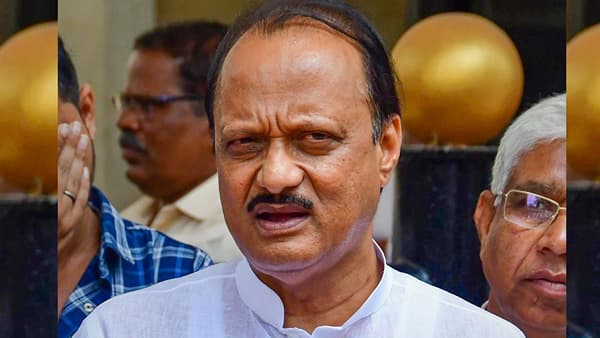 अजित पवार यांचे मुस्लिम कार्ड, शिवसेना- भाजपसोबत असताना विधानसभेचे सूत्र असे ठरवले