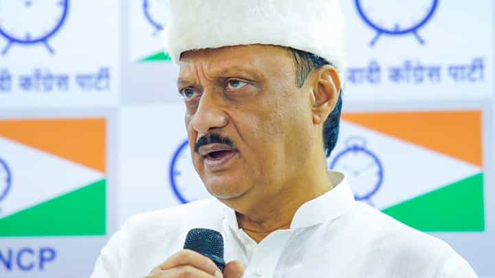 अजित पवार गटातील 'हे' नेते भाजप नेत्यांची दिल्लीत तक्रार करणार, पण कारण नेमकं काय? अजित पवार गटातील 'हे' नेते भाजप नेत्यांची दिल्लीत तक्रार करणार, पण कारण नेमकं काय?