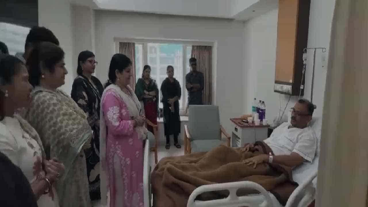 कायद्यामुळे गुन्हेगाराला शासन करायला विलंब होतो त्यावर शर्मिला ठाकरे म्हणाल्या की, "पोलिसांनी त्यांचं काम केलं. कायद्याचा किस पडतो. त्या मुली इतक्या लहान होत्या की, सहावर्षांनी मुलीना कोर्टात उभं केलं असतं, तर त्यांच्यासोबत काय घडलं? हे सांगता आलं नसतं, गुन्हेगाराला ओळखता आलं असतं का?"