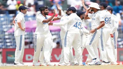 IND vs BAN : बुमराहचा चौकार, बांगलादेशचं 149 वर पॅकअप, टीम इंडियाला 227 धावांची आघाडी