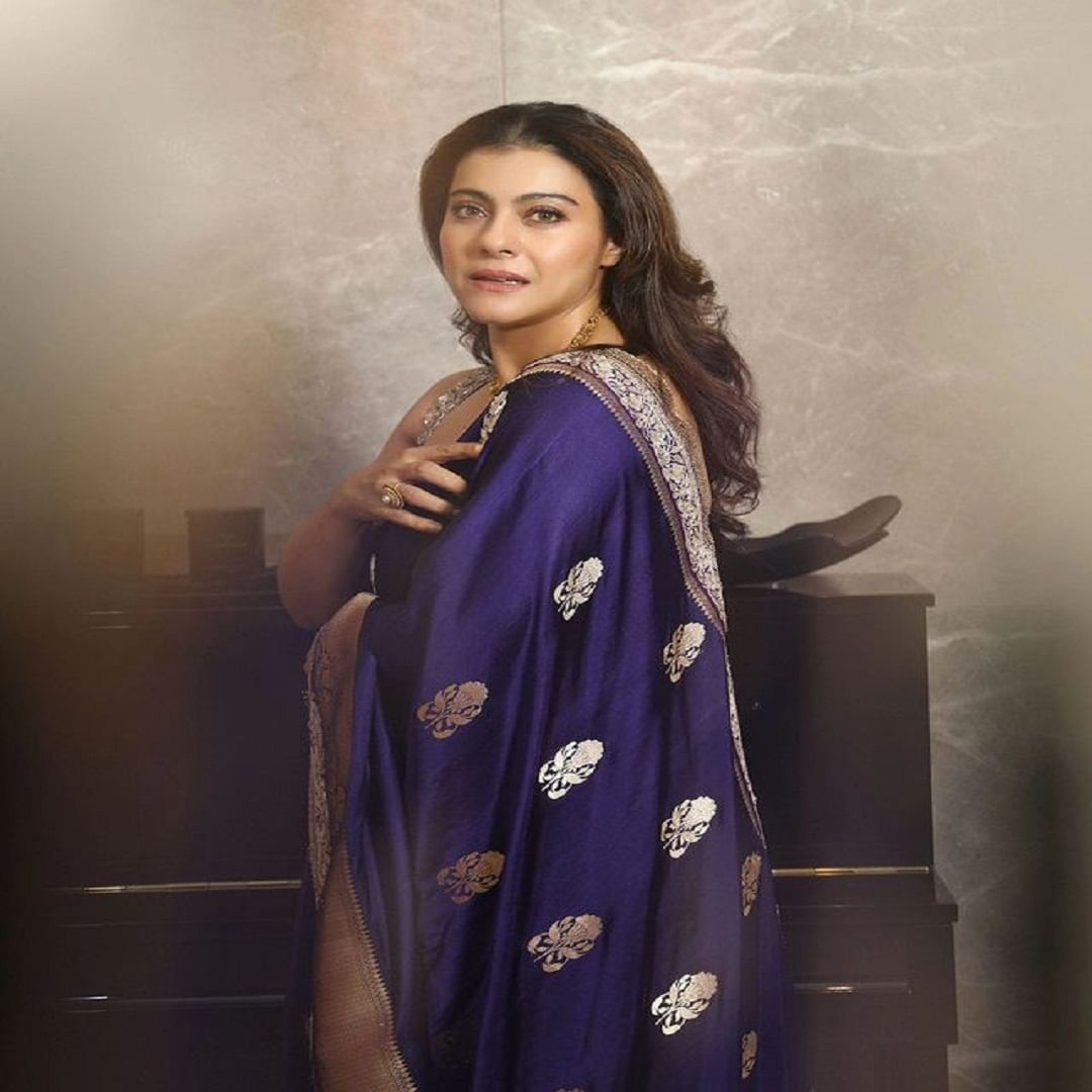 O visual glamoroso de Kajol em saree também é apreciado pelos fãs. Atualmente, apenas e somente as fotos de Kajol estão sendo discutidas em todos os lugares.