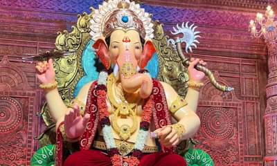 लालबाग राजा गणपतीचा 1934 पासून 2024 पर्यंतची मूर्ती असणारा व्हिडिओ व्हायरल
