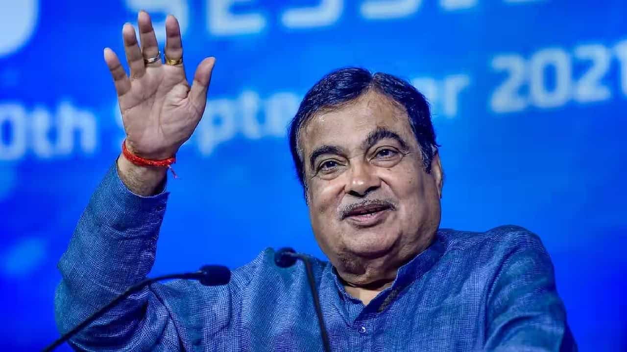 मला पंतप्रधान पदाची ऑफर होती, परंतू...काय म्हणाले गडकरी मला पंतप्रधान पदाची ऑफर होती, परंतू...काय म्हणाले गडकरी
