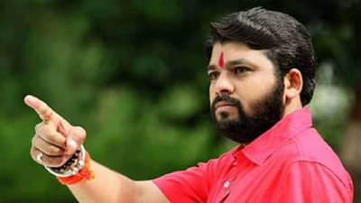 रविकांत तुपकरांचं अन्नत्याग आंदोलन स्थगित, दादांच्या बैठकीत तोडगा निघाला नाहीतर…; काय दिला आक्रमक इशारा?